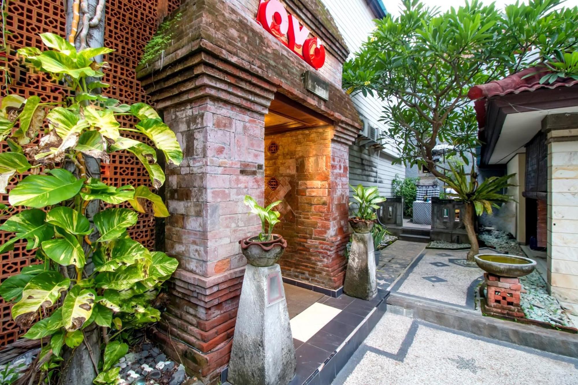 Super Oyo 3118 Maxi Budget Kuta  Exterior photo